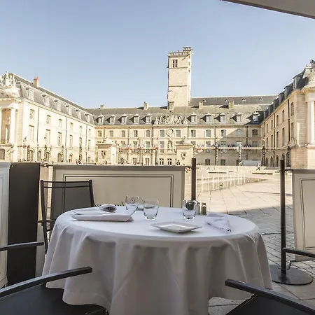 Des Ducs Apartment