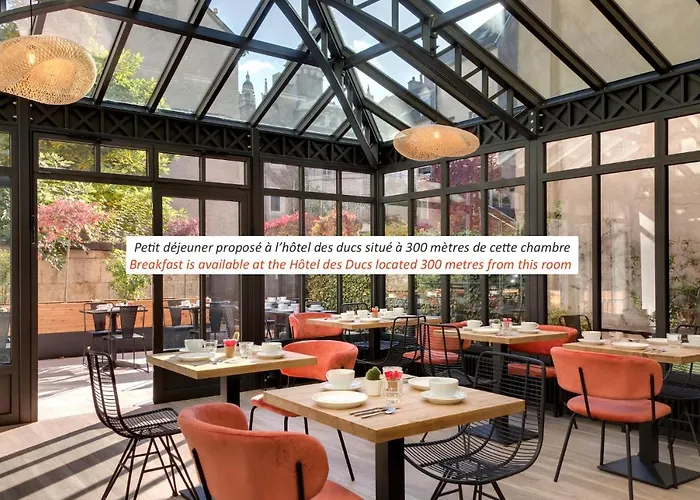 Des Ducs * ディジョン