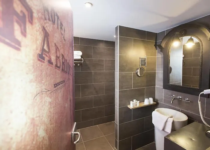 Des Ducs アパート *